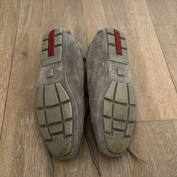 Prada Men Sneakers. Used in good condition. Gray suede with Prada logo - Picture 5 of 5